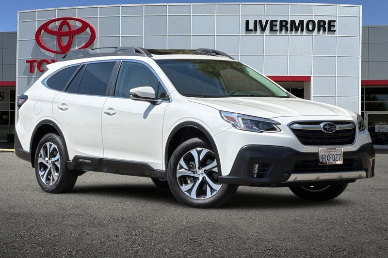 Subaru Outback Vehicle Full-screen Gallery Image 02
