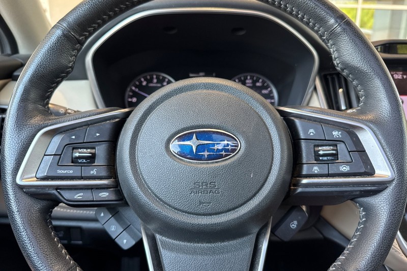 Subaru Outback Vehicle Full-screen Gallery Image 34