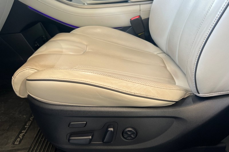 Hyundai Palisade Vehicle Full-screen Gallery Image 13