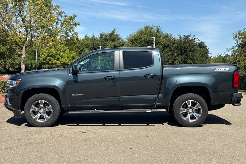 Chevrolet Colorado Vehicle Full-screen Gallery Image 07