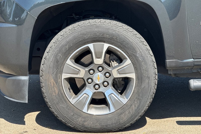 Chevrolet Colorado Vehicle Full-screen Gallery Image 44