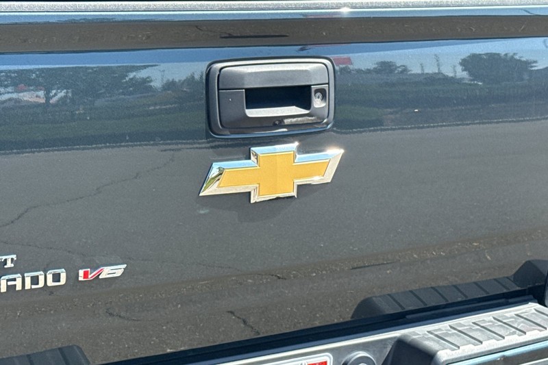 Chevrolet Colorado Vehicle Full-screen Gallery Image 48