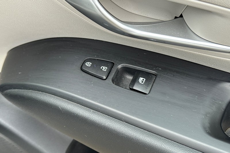Hyundai Tucson Vehicle Full-screen Gallery Image 22