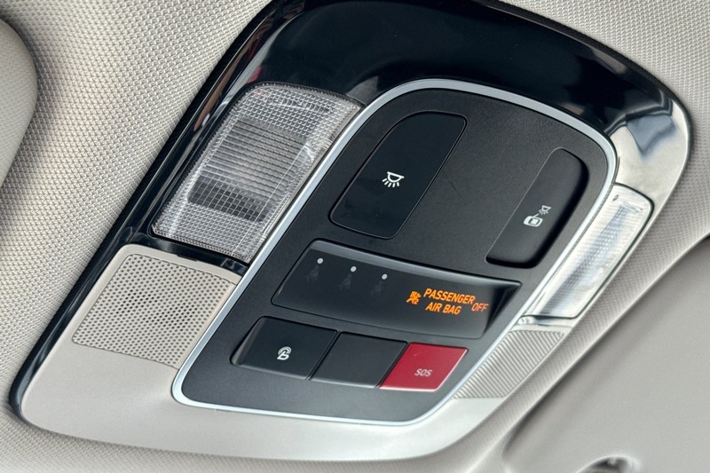 Hyundai Tucson Vehicle Full-screen Gallery Image 24