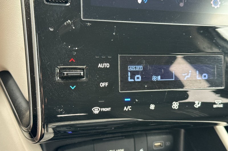 Hyundai Tucson Vehicle Full-screen Gallery Image 29