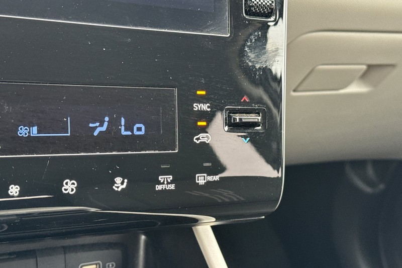 Hyundai Tucson Vehicle Full-screen Gallery Image 30