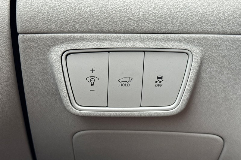 Hyundai Tucson Vehicle Full-screen Gallery Image 43