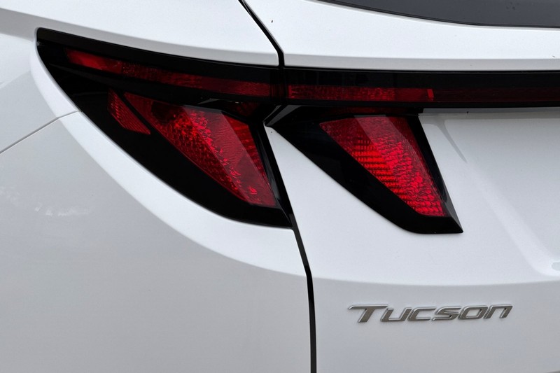 Hyundai Tucson Vehicle Full-screen Gallery Image 49