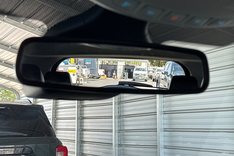 Ford Edge Vehicle Full-screen Gallery Image 25