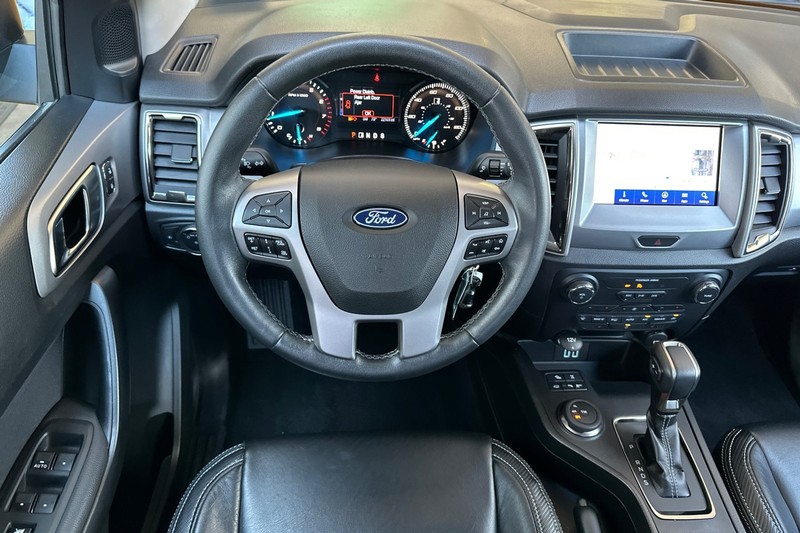 Ford Ranger Vehicle Full-screen Gallery Image 16