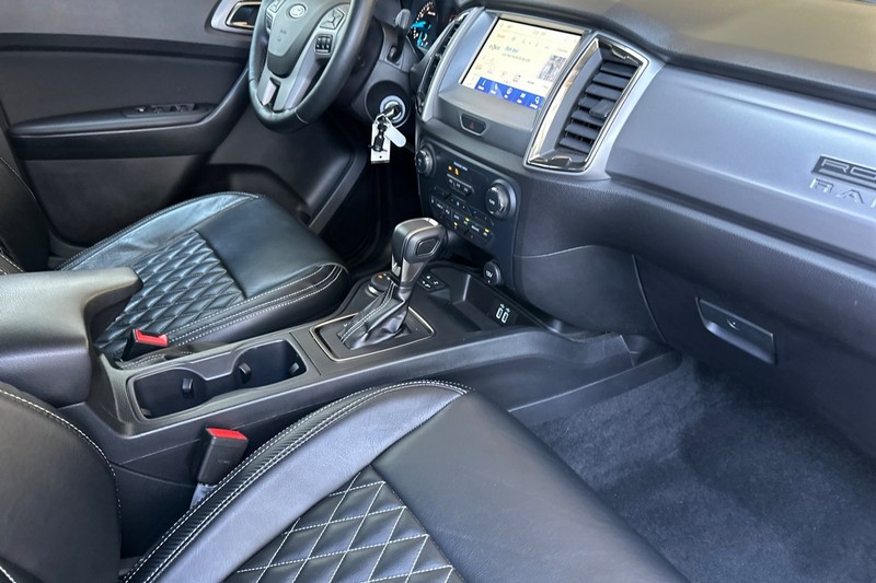 Ford Ranger Vehicle Full-screen Gallery Image 18