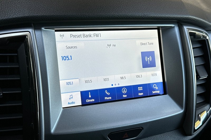 Ford Ranger Vehicle Full-screen Gallery Image 25
