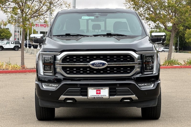 Ford F-150 Vehicle Full-screen Gallery Image 09