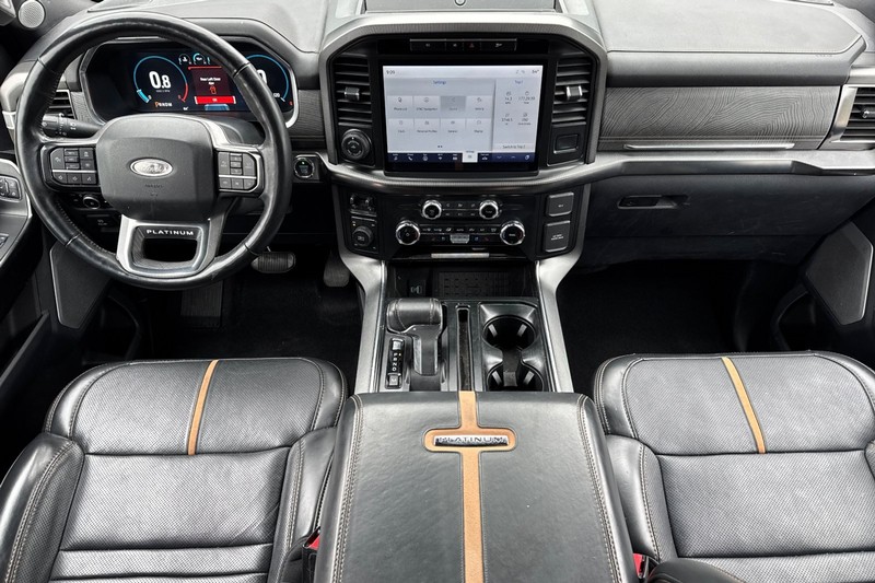 Ford F-150 Vehicle Full-screen Gallery Image 15