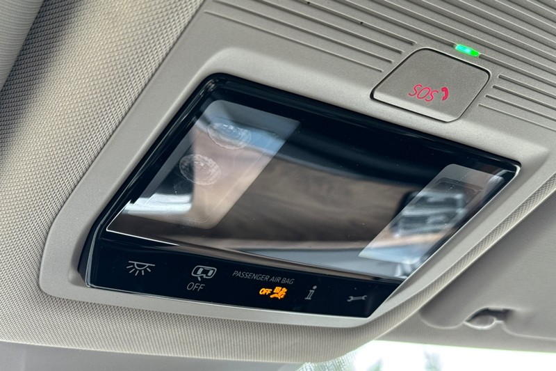 Volkswagen Atlas Vehicle Full-screen Gallery Image 25