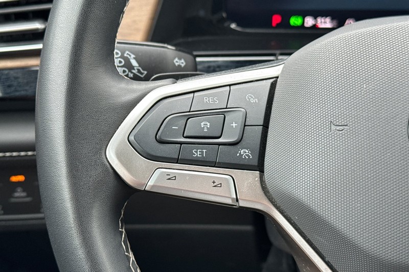 Volkswagen Atlas Vehicle Full-screen Gallery Image 37