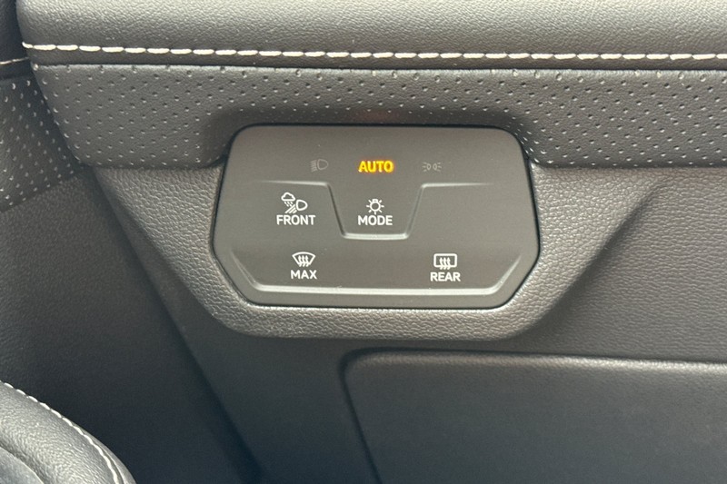 Volkswagen Atlas Vehicle Full-screen Gallery Image 43