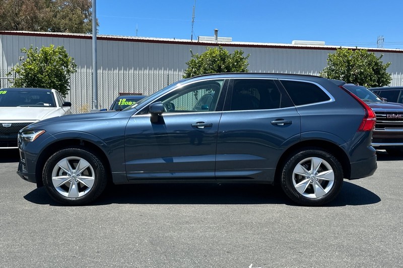Volvo XC60 Vehicle Full-screen Gallery Image 07