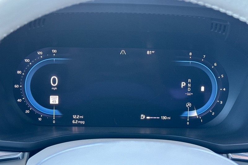 Volvo XC60 Vehicle Full-screen Gallery Image 37
