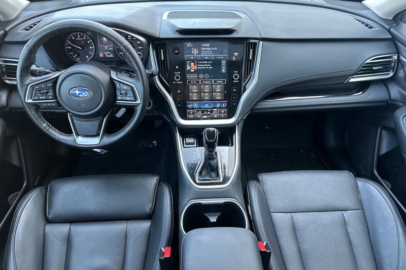 Subaru Outback Vehicle Full-screen Gallery Image 15