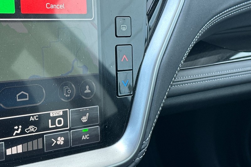 Subaru Outback Vehicle Full-screen Gallery Image 30