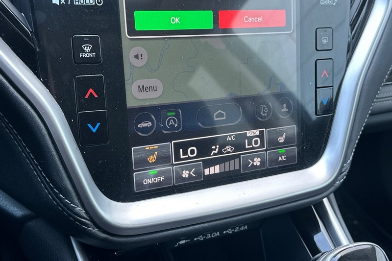 Subaru Outback Vehicle Full-screen Gallery Image 31