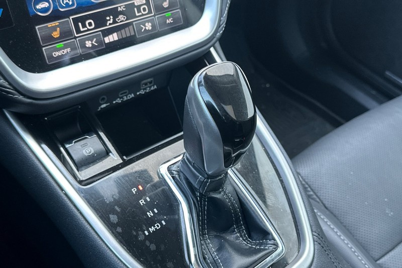 Subaru Outback Vehicle Full-screen Gallery Image 33