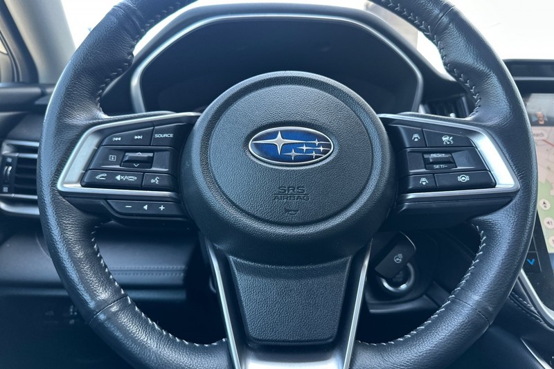 Subaru Outback Vehicle Full-screen Gallery Image 35