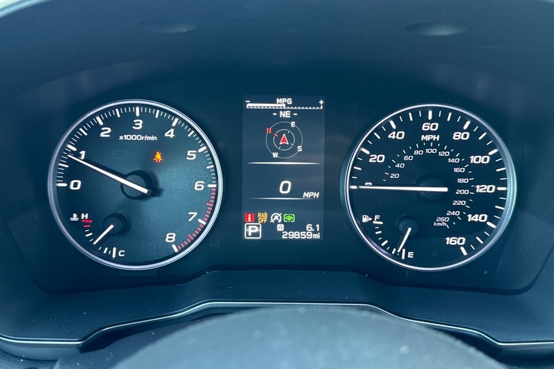 Subaru Outback Vehicle Full-screen Gallery Image 40