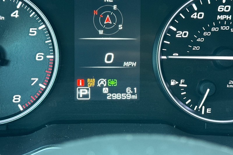 Subaru Outback Vehicle Full-screen Gallery Image 41