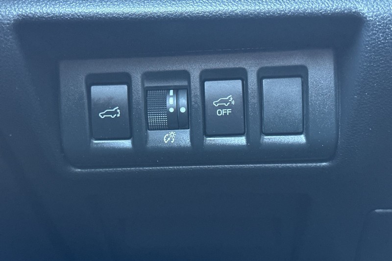 Subaru Outback Vehicle Full-screen Gallery Image 42