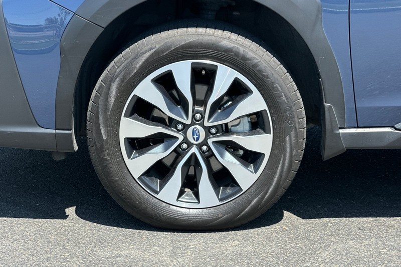 Subaru Outback Vehicle Full-screen Gallery Image 47