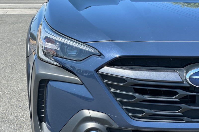 Subaru Outback Vehicle Full-screen Gallery Image 48