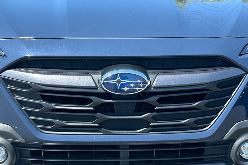 Subaru Outback Vehicle Full-screen Gallery Image 49