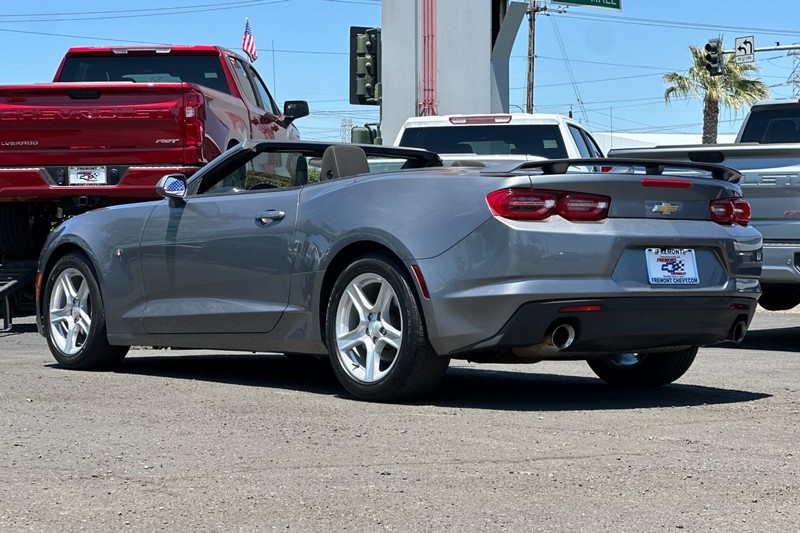 Chevrolet Camaro Vehicle Full-screen Gallery Image 06