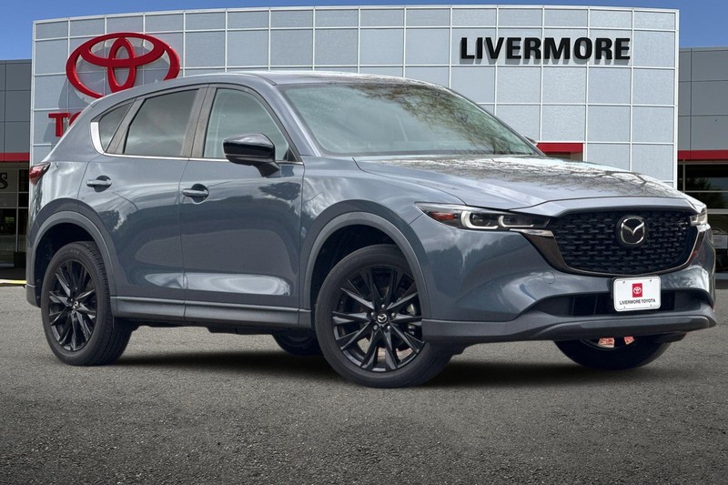 Mazda CX-5 Vehicle Full-screen Gallery Image 02