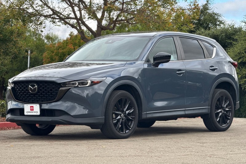 Mazda CX-5 Vehicle Full-screen Gallery Image 08