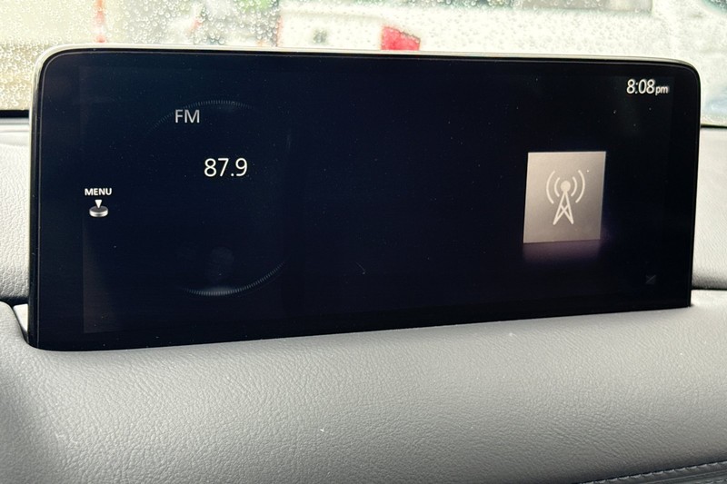 Mazda CX-5 Vehicle Full-screen Gallery Image 26