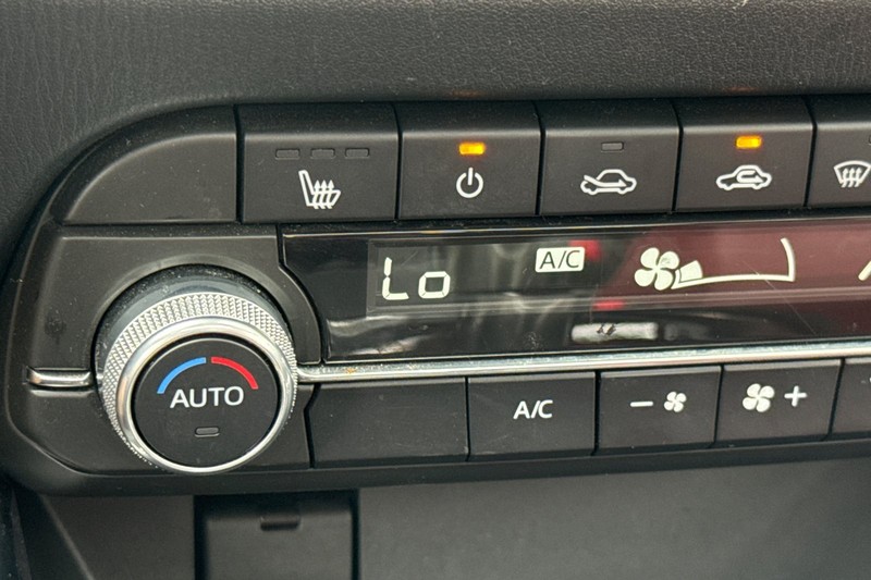Mazda CX-5 Vehicle Full-screen Gallery Image 29