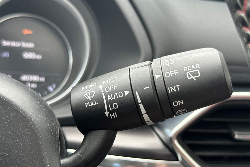 Mazda CX-5 Vehicle Full-screen Gallery Image 40