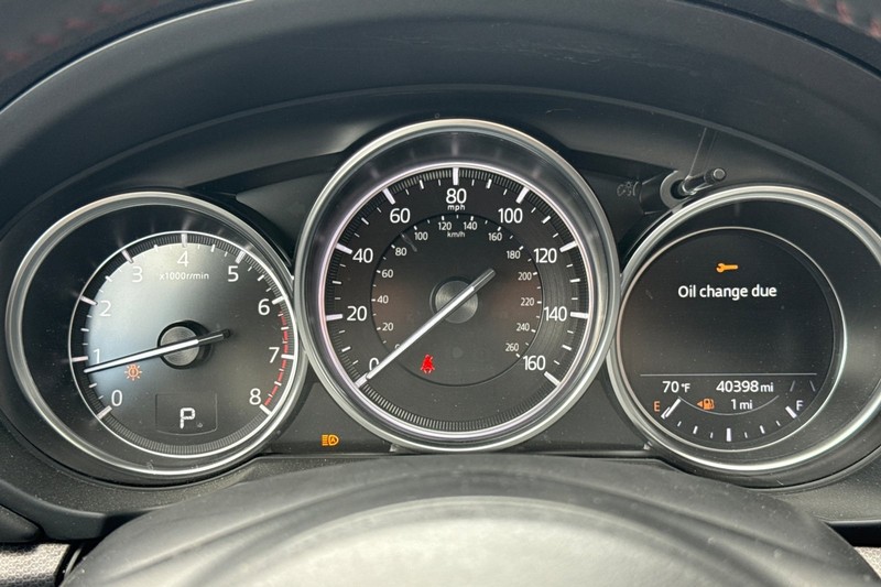 Mazda CX-5 Vehicle Full-screen Gallery Image 41