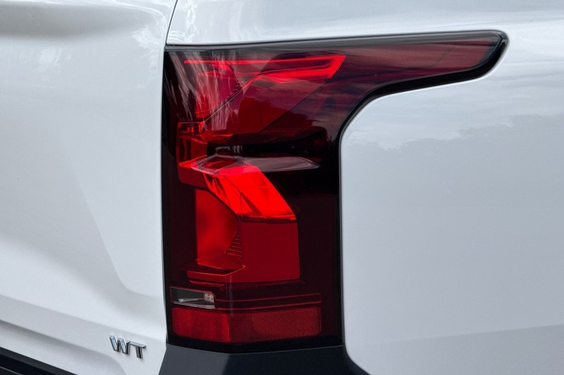 Chevrolet Silverado EV Vehicle Full-screen Gallery Image 49