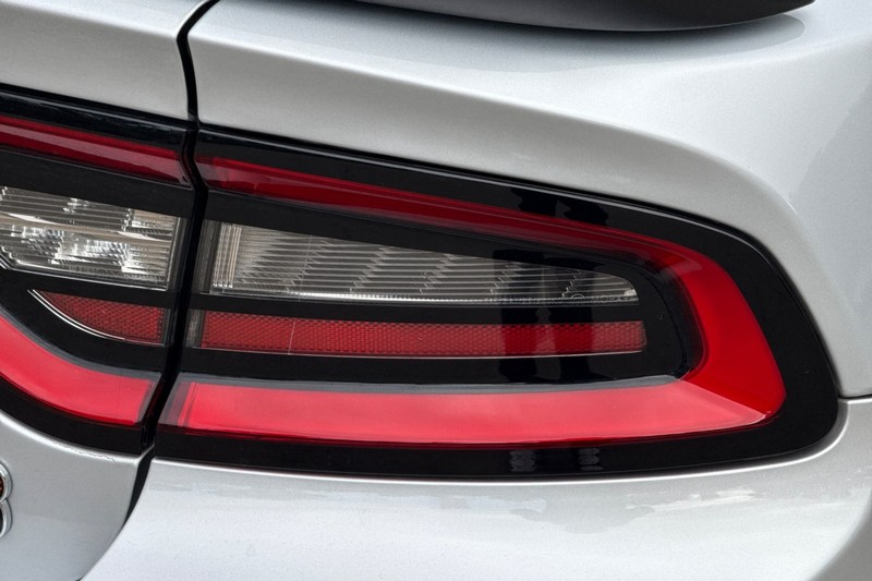 Dodge Charger Vehicle Full-screen Gallery Image 48