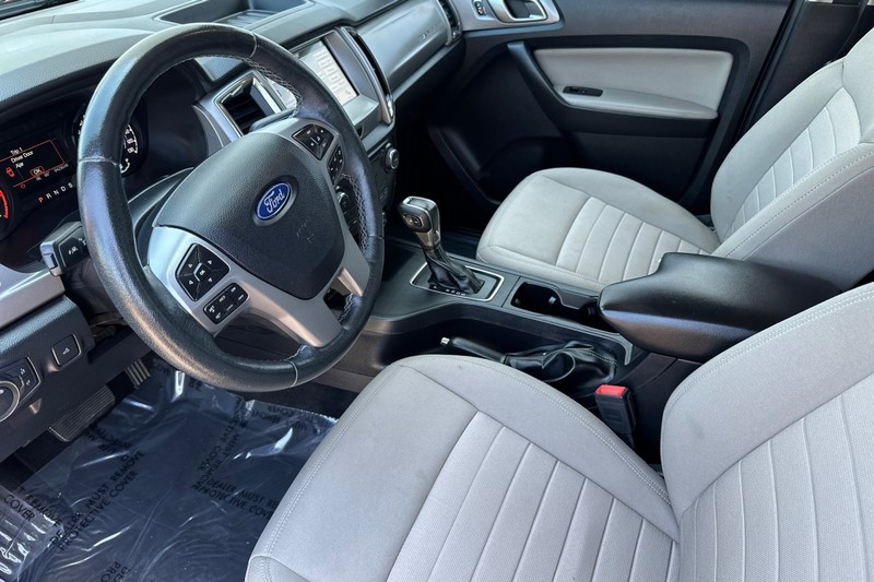 Ford Ranger Vehicle Full-screen Gallery Image 10