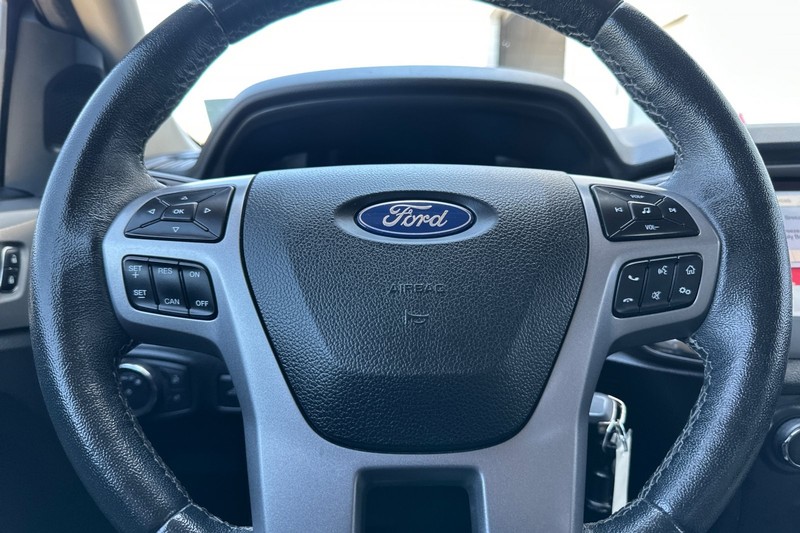 Ford Ranger Vehicle Full-screen Gallery Image 33