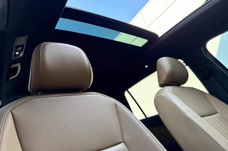 Volkswagen Tiguan Vehicle Full-screen Gallery Image 20