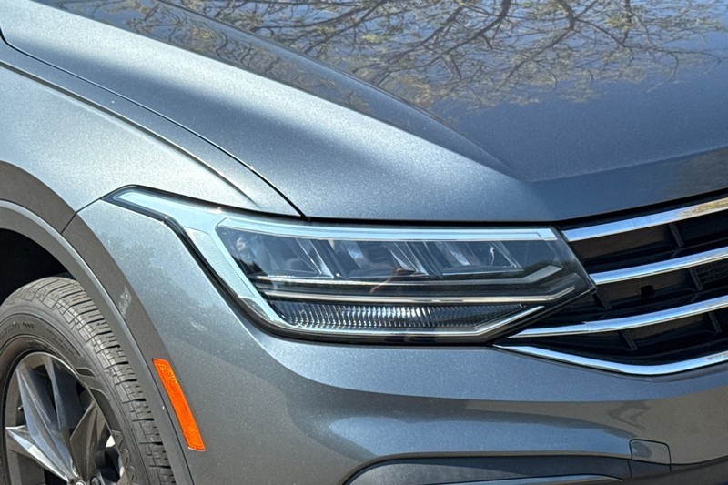 Volkswagen Tiguan Vehicle Full-screen Gallery Image 46