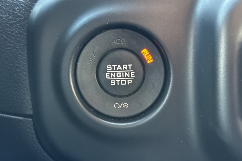 Jeep Wrangler Vehicle Full-screen Gallery Image 34