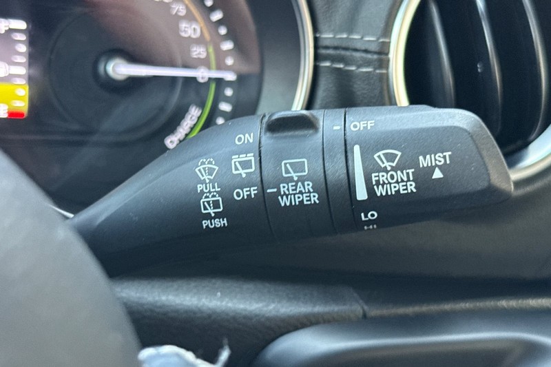 Jeep Wrangler Vehicle Full-screen Gallery Image 38