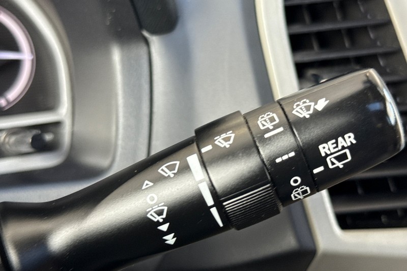 Toyota Venza Vehicle Full-screen Gallery Image 39